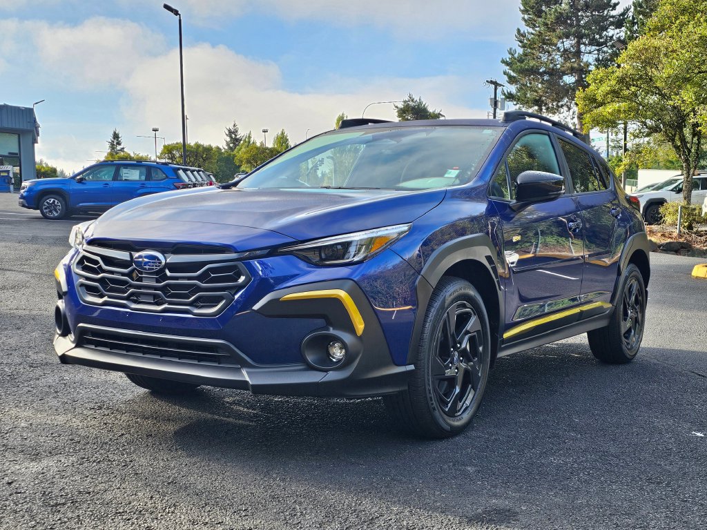 Used 2025 Subaru Crosstrek 2.5i Sport w/ Crosstrek Mirror Package AWD/4WD image 3