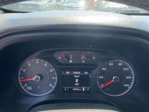 Used 2017 GMC Acadia SLE FWD image 7