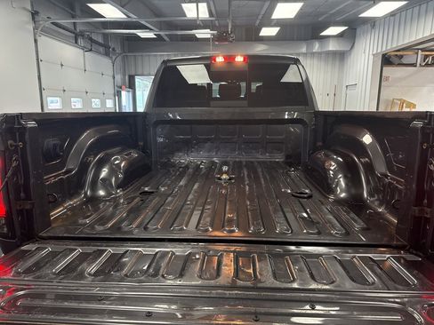 Used 2016 RAM 3500 Laramie image 33