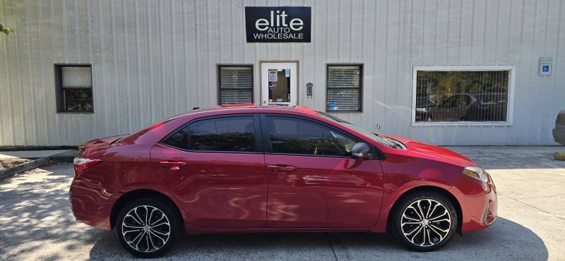 Used 2015 Toyota Corolla S Premium FWD image 6