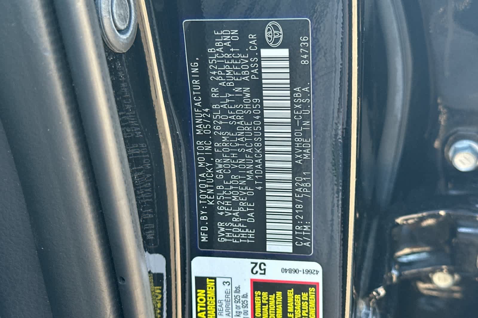 Used 2025 Toyota Camry SE w/ Convenience Package FWD image 27