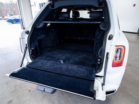 Used 2021 Rolls-Royce Cullinan image 63