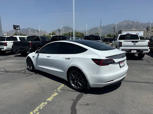 Used 2023 Tesla Model 3 Standard Range RWD image 8