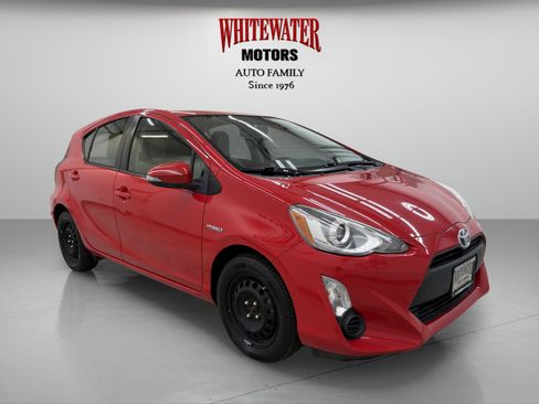 Used 2015 Toyota Prius C One FWD image 5