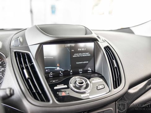 Used 2019 Ford Escape Titanium w/ U9j03 - Titanium Tow Package AWD/4WD image 27