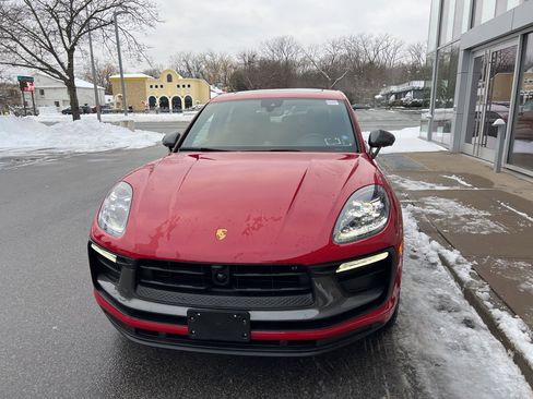 Used 2025 Porsche Macan Turbo image 56