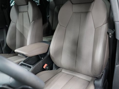 Used 2025 Audi Q5 Premium Plus AWD/4WD image 11