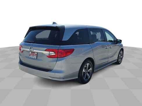 Used 2018 Honda Odyssey Touring image 8