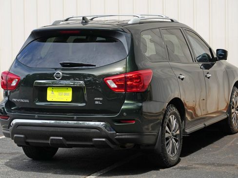 Used 2019 Nissan Pathfinder SL AWD/4WD image 54