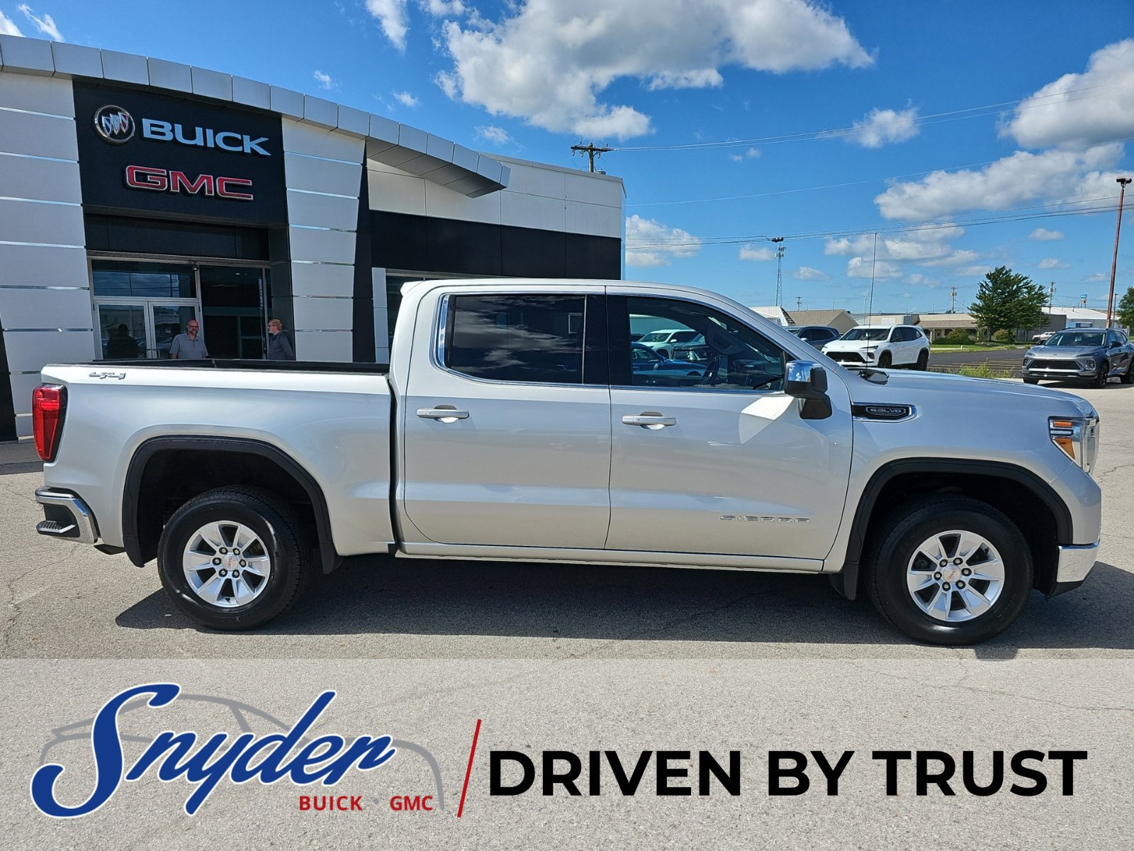 Used 2019 GMC Sierra 1500 SLE w/ SLE Value Package AWD/4WD image 34