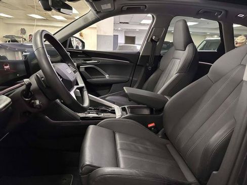 Used 2025 Audi Q5 Premium Plus w/ Premium Plus AWD/4WD image 16