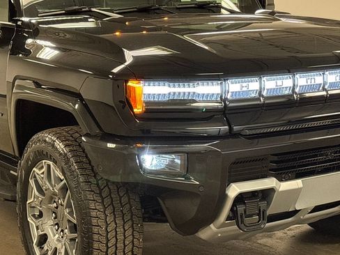 New 2026 GMC Hummer EV 4x4 Crew Cab image 5