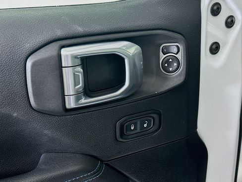 Used 2022 Jeep Wrangler Unlimited Rubicon 4xe image 15