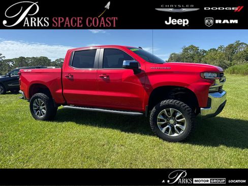 Used 2020 Chevrolet Silverado 1500 LT AWD/4WD image 1
