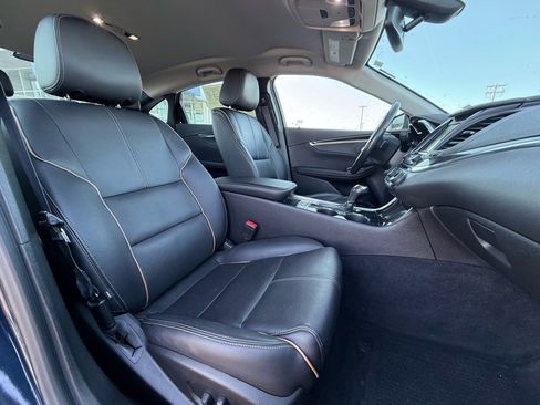 Used 2019 Chevrolet Impala Premier w/ Premier Convenience Package image 28