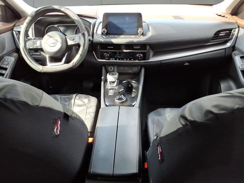 Used 2023 Nissan Rogue SV image 7