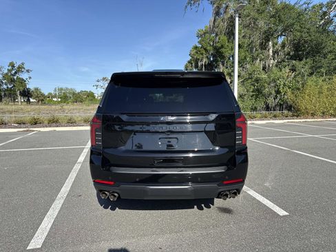Used 2026 Chevrolet Tahoe Z71 AWD/4WD image 4