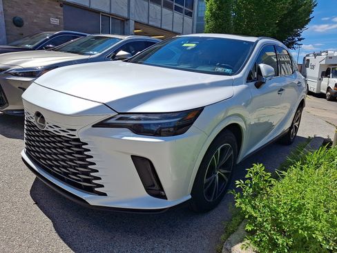 Used 2023 Lexus RX 350 Premium Plus w/ Accessory Package AWD/4WD image 2