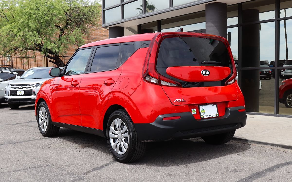 Used 2020 Kia Soul LX FWD image 9