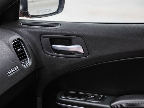 Used 2022 Dodge Charger SXT w/ Leather Interior Group image 20