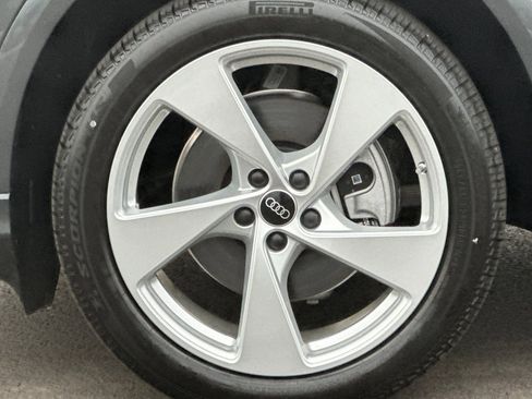 New 2025 Audi Q5 Premium Plus image 24