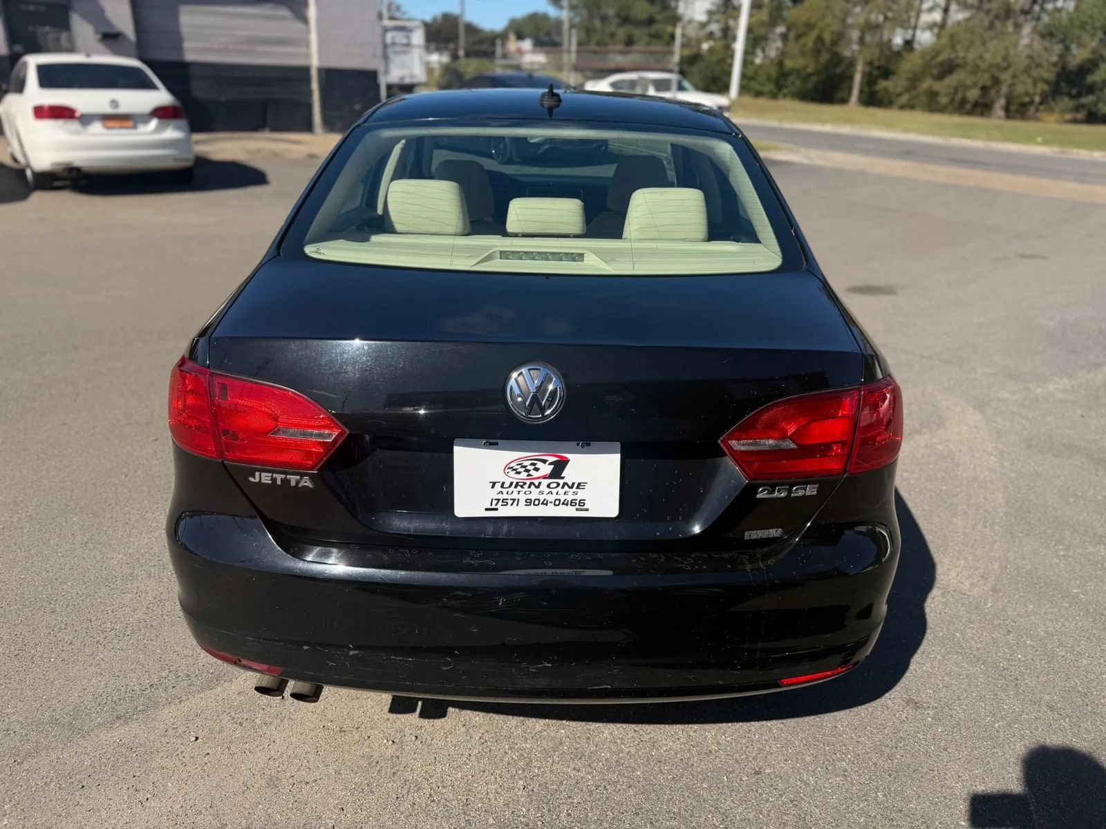 Used 2012 Volkswagen Jetta SE FWD image 6