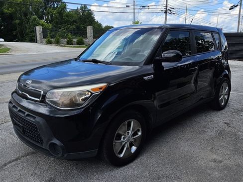 Used 2016 Kia Soul FWD image 3