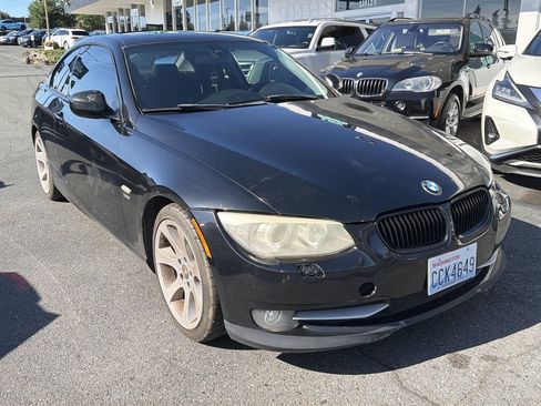 Used 2011 BMW 335i xDrive Coupe AWD/4WD image 4