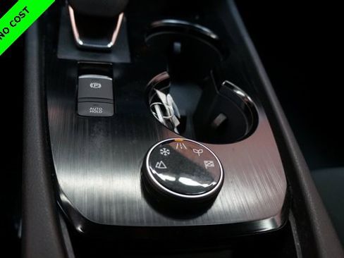 Used 2023 Nissan Rogue S image 20