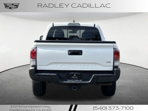 Used 2022 Toyota Tacoma TRD Off-Road image 4