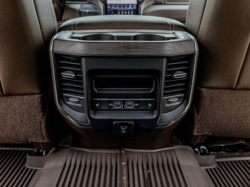 Used 2025 RAM 3500 Laramie image 34