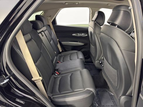 Used 2024 Genesis Electrified GV70 Advanced image 45