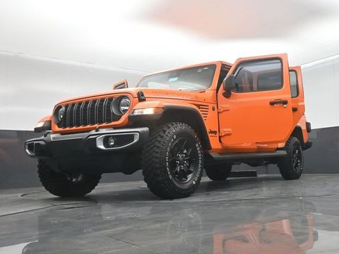 Used 2025 Jeep Gladiator Sport AWD/4WD image 71