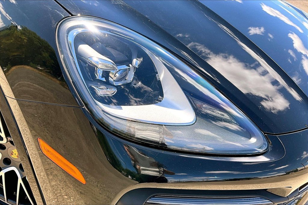 Used 2019 Porsche Cayenne AWD/4WD image 26