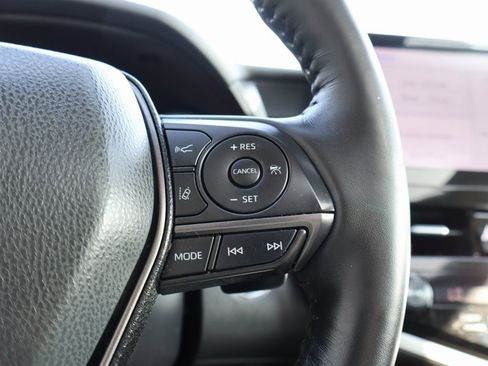 Used 2022 Toyota Camry XSE image 29