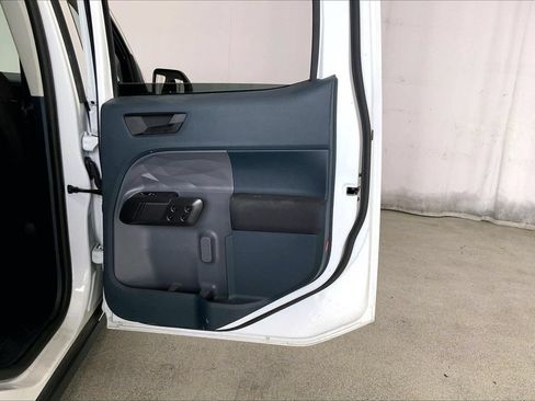 Used 2025 Ford Maverick XL FWD image 23