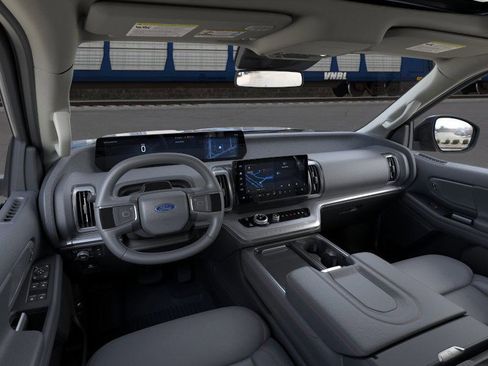 New 2026 Ford Expedition Max Active AWD/4WD image 9