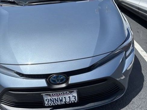 Used 2024 Toyota Corolla LE FWD image 2