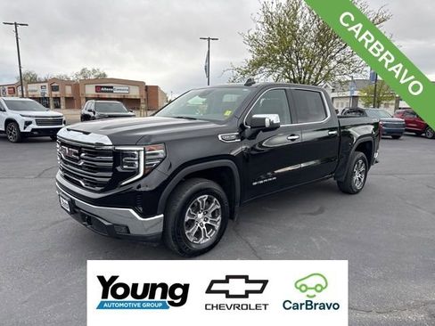 Certified 2025 GMC Sierra 1500 SLT AWD/4WD image 3