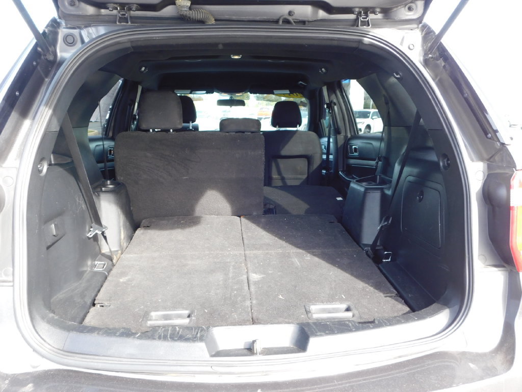 Used 2017 Ford Explorer XLT AWD/4WD image 27