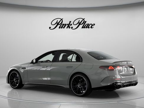 New 2026 Mercedes-Benz E 53 AMG e 4MATIC Sedan image 9