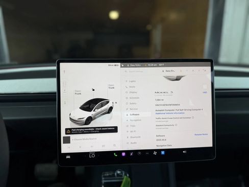 Used 2025 Tesla Model 3 Long Range RWD image 25