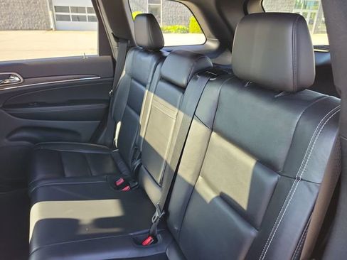 Used 2017 Jeep Grand Cherokee Limited w/ Trailer Tow Group IV AWD/4WD image 28