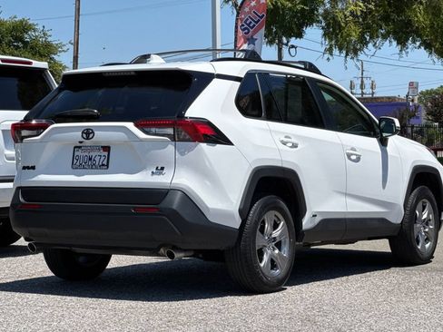 Certified 2025 Toyota RAV4 LE AWD/4WD image 3
