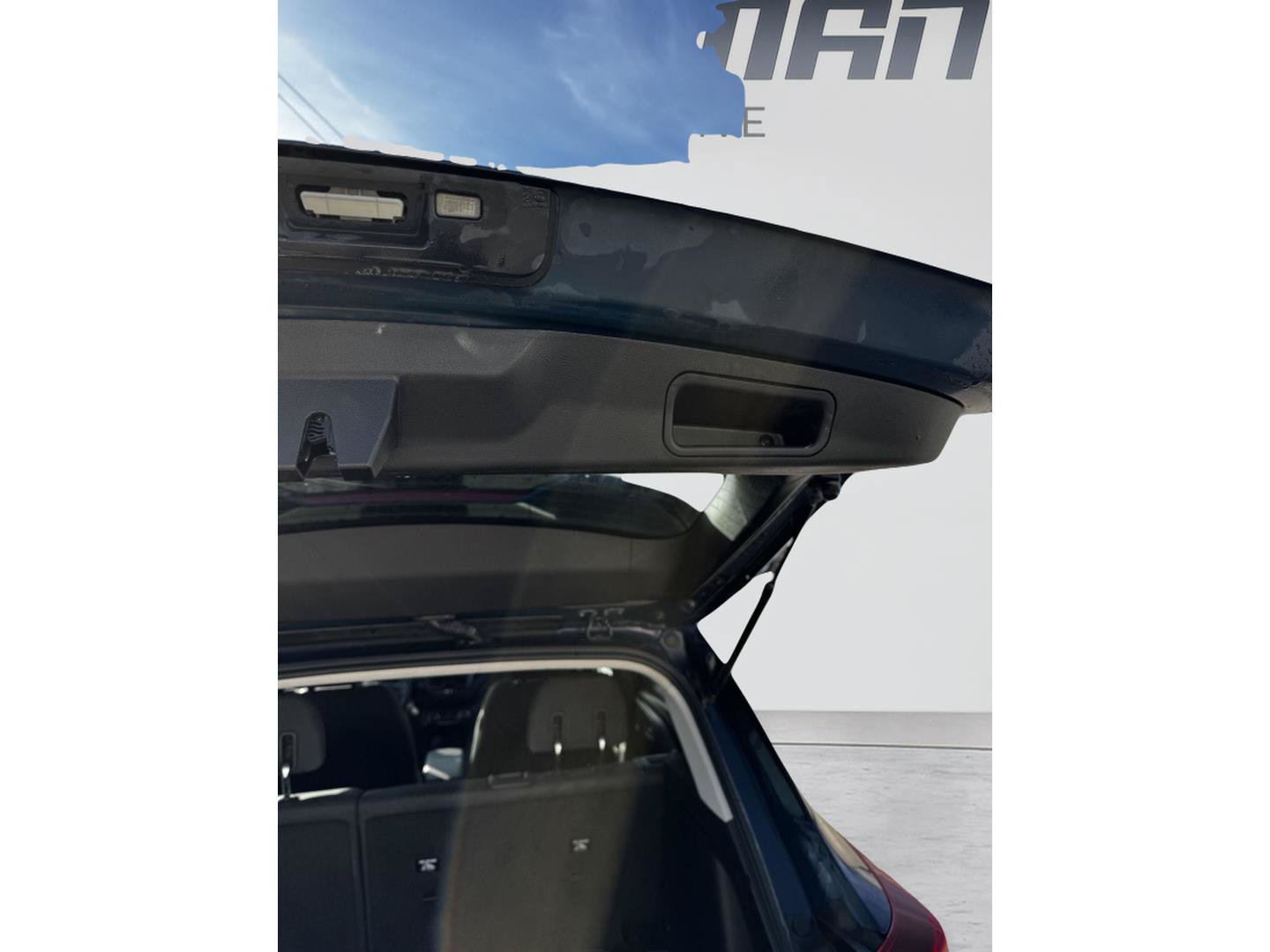 Used 2022 Chevrolet TrailBlazer LS AWD/4WD image 33