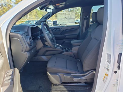 New 2026 Chevrolet Colorado W/T image 27