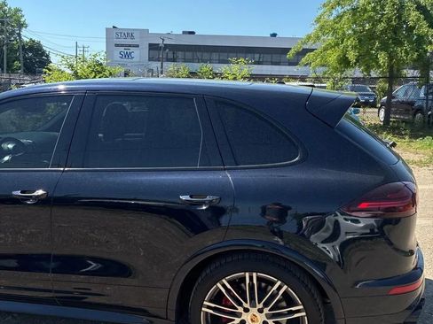 Used 2016 Porsche Cayenne GTS AWD/4WD image 6