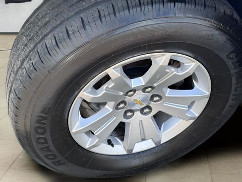 Used 2021 Chevrolet Colorado LT w/ Fleet Safety Package image 36