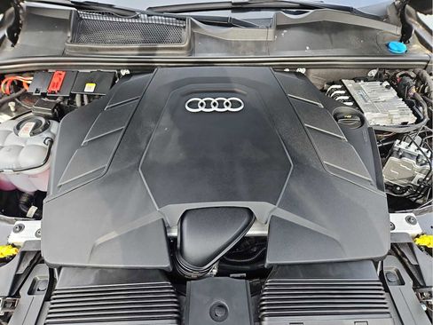 Certified 2025 Audi Q7 Premium Plus w/ Premium Plus Package image 38
