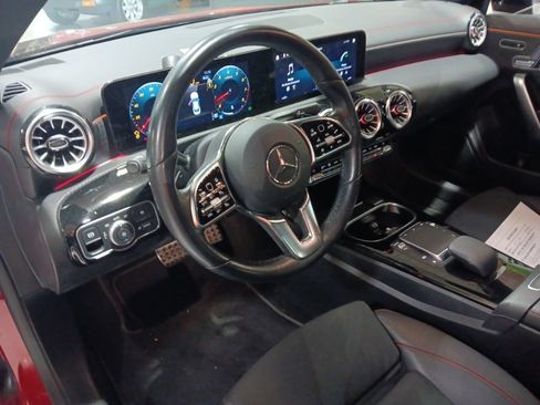 Used 2023 Mercedes-Benz CLA 250 4MATIC image 4